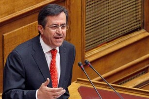 ΝΙΚΟΛΟΠΟΥΛΟΣ: ΤΙ ΚΡΥΒΕΤΑΙ ΠΙΣΩ ΑΠΟ ΤΟΥΣ ΕΞΥΠΝΟΥΣ ΜΕΤΡΗΤΕΣ ΤΗΣ ΔΕΗ;