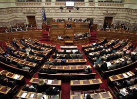 Διεργασίες στα μικρά κόμματα με φόντο τις κάλπες