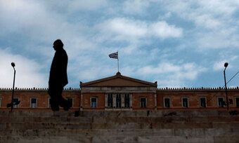 Greek MP calls for firearms crackdown, fearing of parliamentary shootout