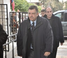 Χέρι-χέρι και ο Καρατζαφέρης με το νέο κόμμα της λαϊκής δεξιάς;